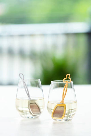 The Wand™ Wine Purifier 8-Pack, Silver & Gold