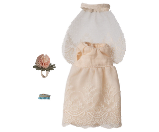 Wedding dress, Mum mouse